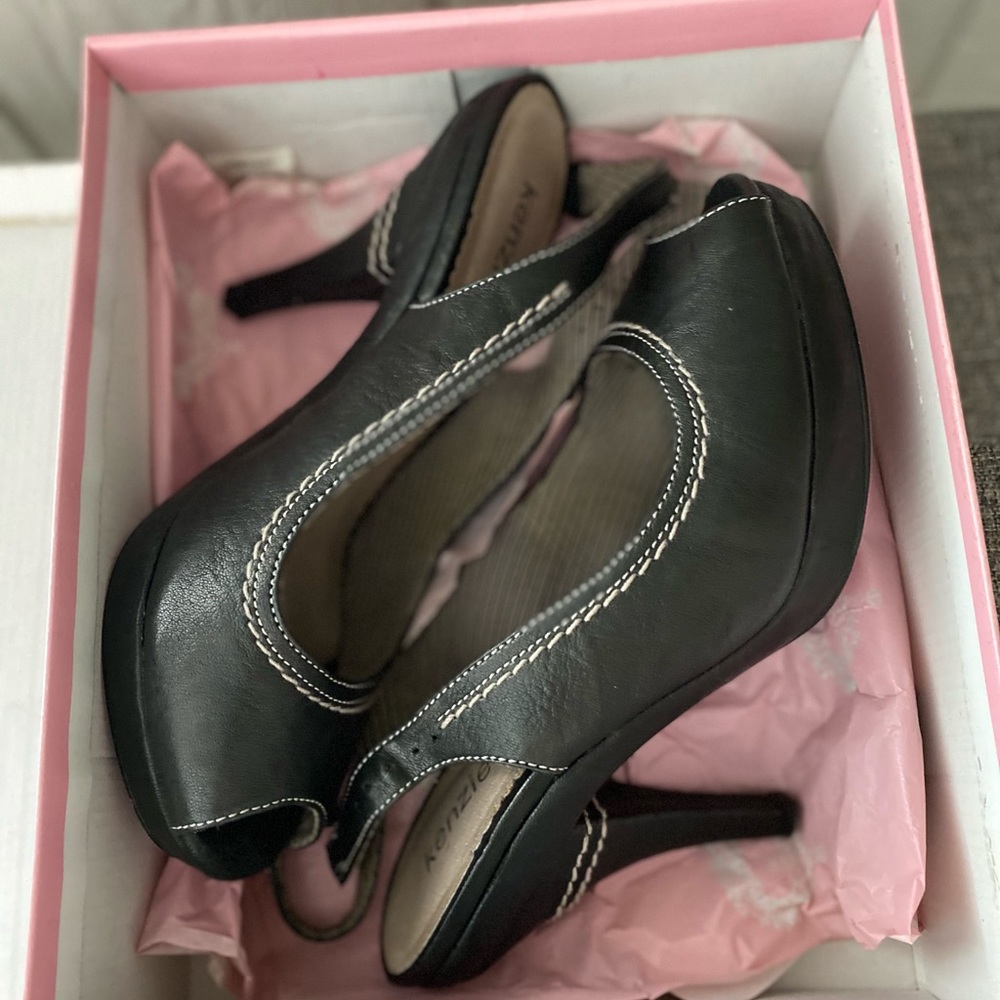 Kenzie, size 9.5, used, style: Rhines